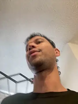 Michaell Spinelly online show from October 19, 1:23 pm