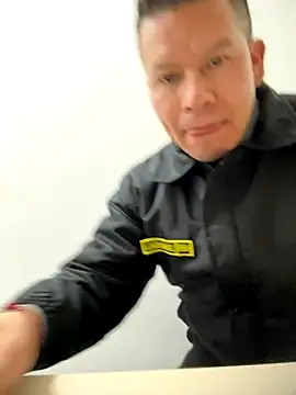 Manu0586 online show from September 17, 3:41 am