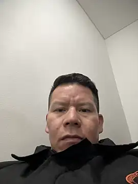 Manu0586 online show from October 16, 7:20 am