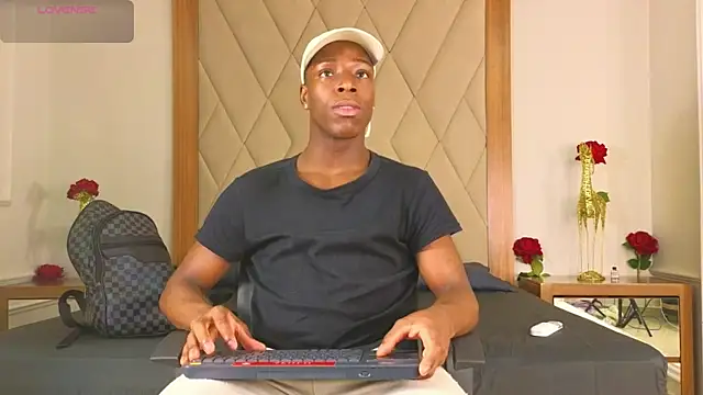 CharlesBrown  online show from May 29, 7:23 pm
