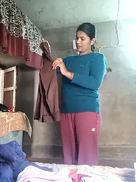 couple 71 online show from January 13, 4:29 am