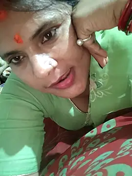 couple 71 online show from April 30, 7:14 am