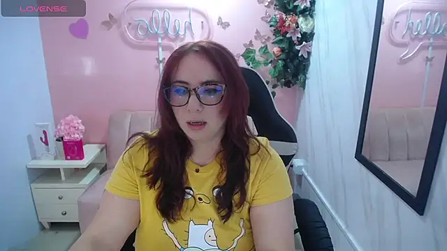 Snapshot of bellatrix_ch chatting on July 28, 12:48 pm bellatrix ch online show from July 28, 12:48 pm