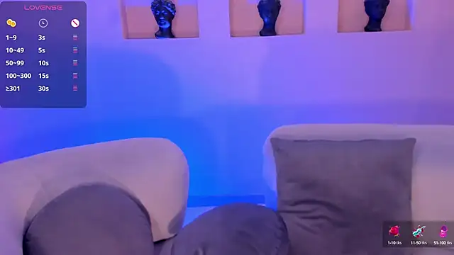 Snapshot of IsabellaMoreau chatting on September 8, 8:19 pm IsabellaMoreau online show from September 8, 8:19 pm