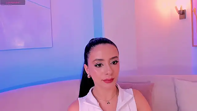 Snapshot of IsabellaMoreau chatting on September 23, 6:55 pm IsabellaMoreau online show from September 23, 6:55 pm