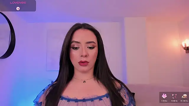 Snapshot of IsabellaMoreau chatting on November 24, 8:30 pm IsabellaMoreau online show from November 24, 8:30 pm