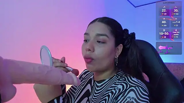 giselle upp online show from November 6, 12:11 am