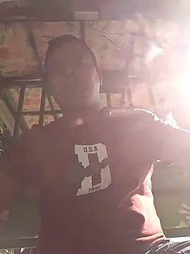 CatchingBouquet online show from November 25, 8:25 am