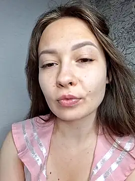 Olivia OliV online show from June 10, 1:17 am