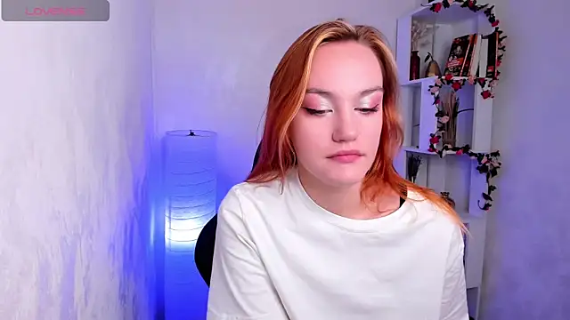 Snapshot of Ida_FaneStain chatting on September 25, 2:37 am Ida FaneStain online show from September 25, 2:37 am