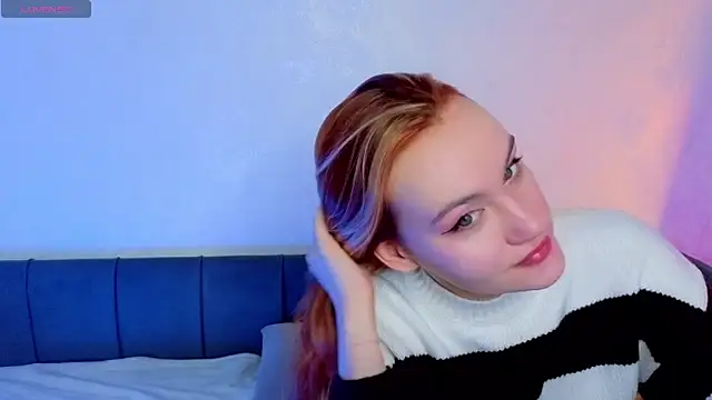 Snapshot of Ida_FaneStain chatting on October 9, 3:15 am Ida FaneStain online show from October 9, 3:15 am