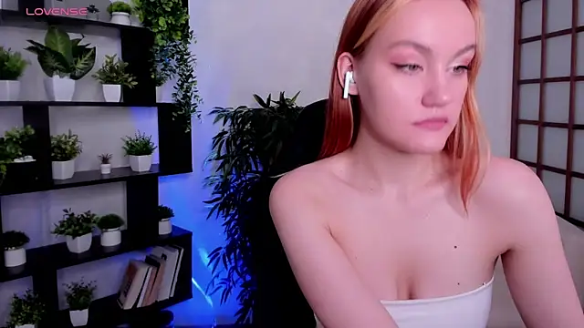 Snapshot of Ida_FaneStain chatting on November 16, 2:39 am Ida FaneStain online show from November 16, 2:39 am