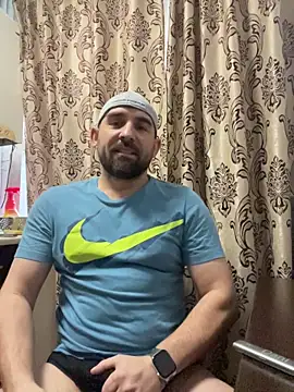 Snapshot of Shots_of_sperm chatting on November 29, 10:18 am Shots of sperm online show from November 29, 10:18 am