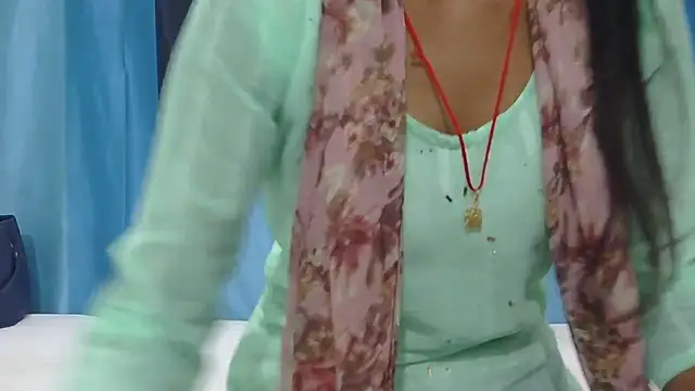 Snapshot of Aarti_misty71 chatting on October 25, 4:53 am Aarti misty71 online show from October 25, 4:53 am