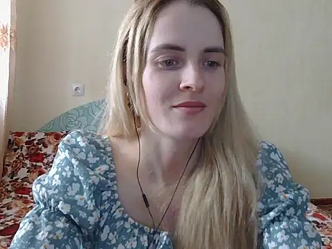 JayeTyler online show from February 16, 7:04 am