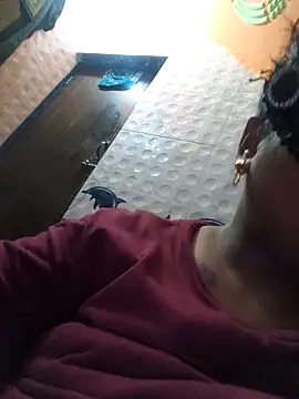 Dassing strip couple online show from October 22, 10:59 am