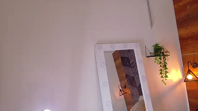 JenaCooper  online show from October 23, 2:44 am