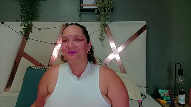 Snapshot of JenaCooper_ chatting on June 15, 12:24 am JenaCooper online show from June 15, 12:24 am