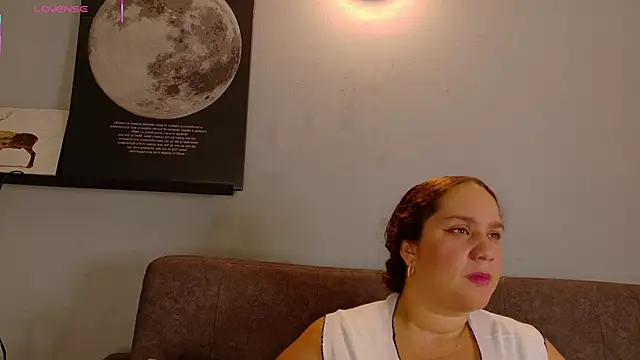 Snapshot of JenaCooper_ chatting on July 3, 7:31 pm JenaCooper online show from July 3, 7:31 pm