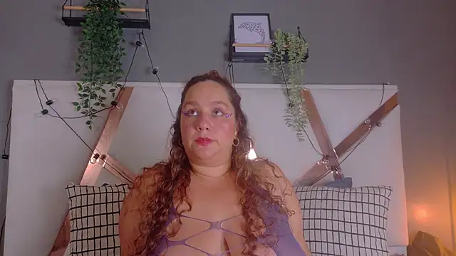 Snapshot of JenaCooper_ chatting on July 11, 2:47 am JenaCooper online show from July 11, 2:47 am