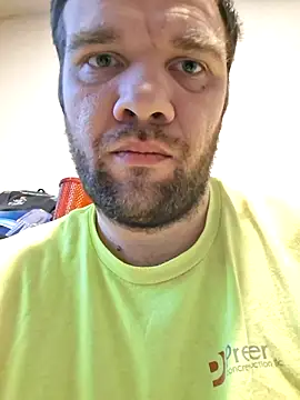 Snapshot of Bigdnh69 chatting on March 22, 4:21 pm Bigdnh69 online show from March 22, 4:21 pm