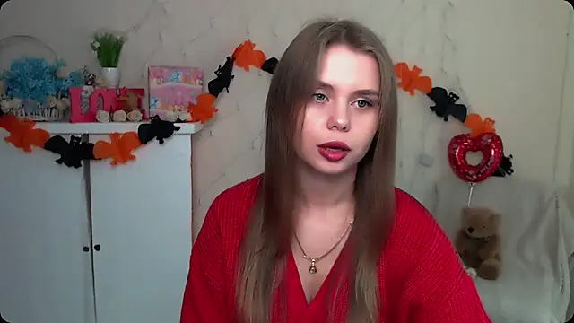 Snapshot of OceanicDawn chatting on October 7, 6:54 am OceanicDawn online show from October 7, 6:54 am