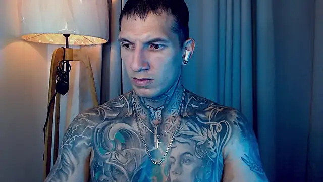 Snapshot of Shane_Clay chatting on November 4, 1:16 am Shane Clay online show from November 4, 1:16 am