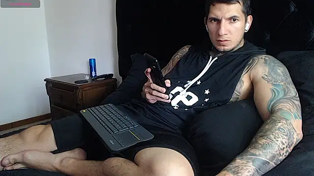 Snapshot of Shane_Clay chatting on February 3, 6:46 pm Shane Clay online show from February 3, 6:46 pm