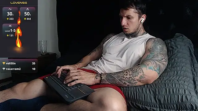 Snapshot of Shane_Clay chatting on February 8, 10:24 pm Shane Clay online show from February 8, 10:24 pm