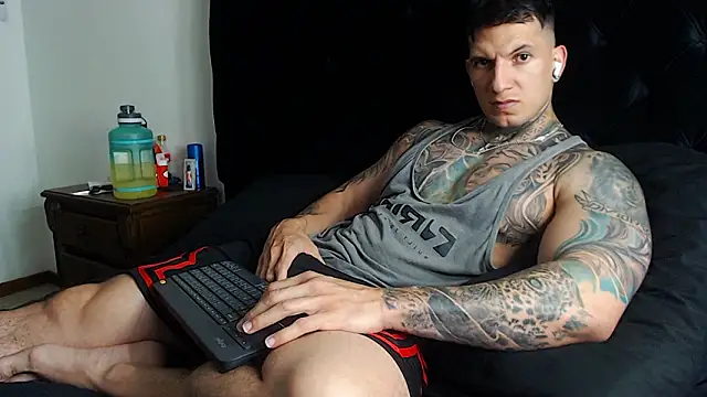 Snapshot of Shane_Clay chatting on March 1, 7:05 pm Shane Clay online show from March 1, 7:05 pm