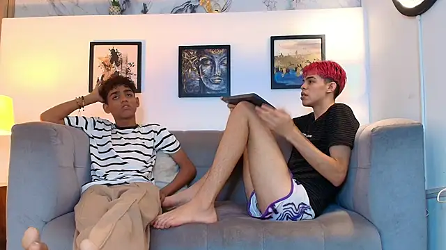 Snapshot of TWINKS_FRIENDS chatting on May 29, 1:20 pm TWINKS FRIENDS online show from May 29, 1:20 pm