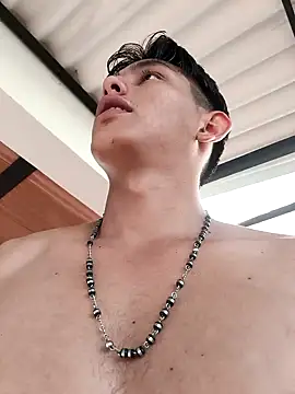 Snapshot of Hiroshi_Shen chatting on October 25, 10:15 pm Hiroshi Shen online show from October 25, 10:15 pm