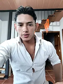 Snapshot of Hiroshi_Shen chatting on November 9, 10:57 am Hiroshi Shen online show from November 9, 10:57 am