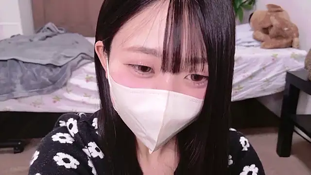 OSUSHI-CHAN online show from November 12, 3:45 pm