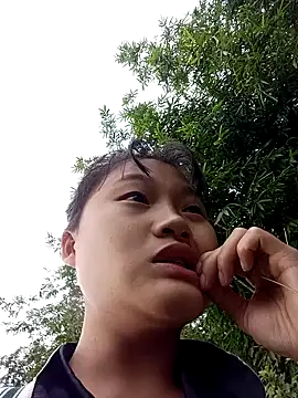 Snapshot of memeto_sexy chatting on October 28, 12:14 am memeto sexy online show from October 28, 12:14 am