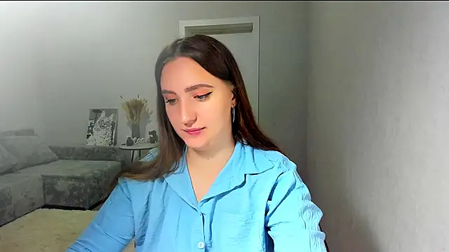 Wise Bunny online show from June 12, 5:56 pm