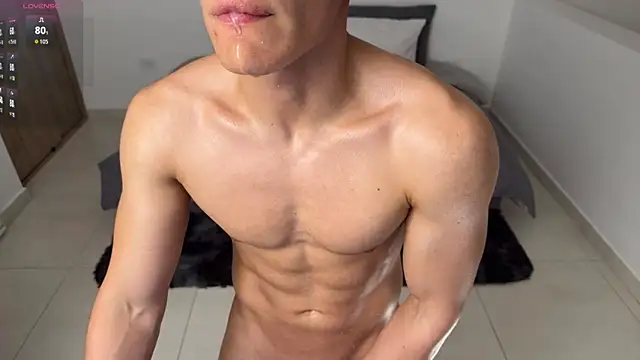 Maxx Lancaster online show from February 14, 3:09 pm