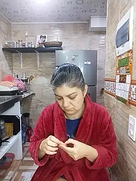 queemking online show from January 14, 1:00 am