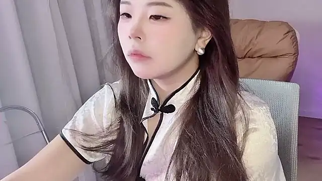 xiaotanbaby online show from November 11, 4:40 pm