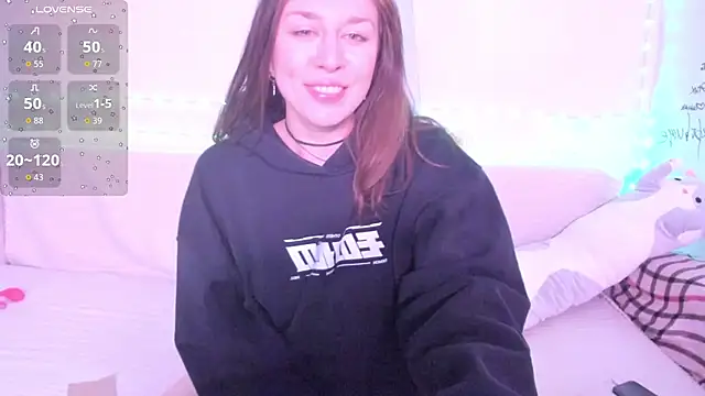 Lil Foxy9 online show from May 20, 7:53 pm