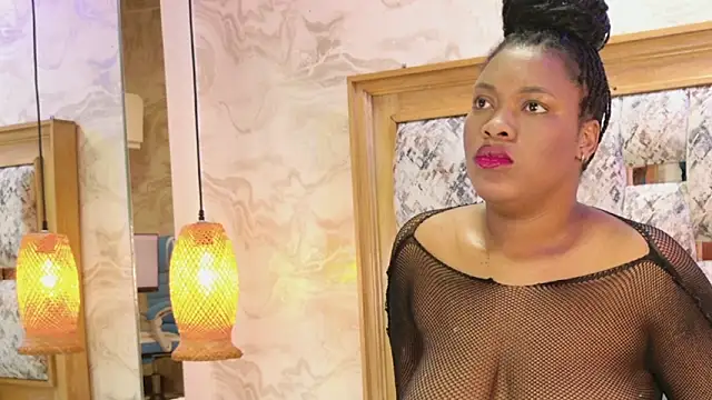 ZOLEY WATSON online show from September 27, 3:00 am