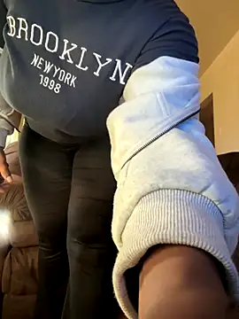 yummy0322 online show from October 3, 12:57 pm