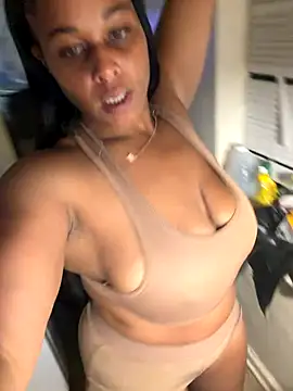 yummy0322 online show from October 19, 12:11 am