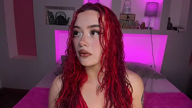 Snapshot of Camila_Rivers chatting on June 11, 12:58 pm Camila Rivers online show from June 11, 12:58 pm