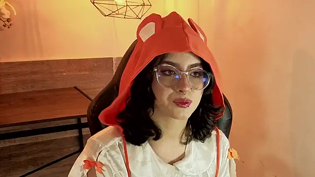 LiLLiAnderson online show from November 25, 11:32 am