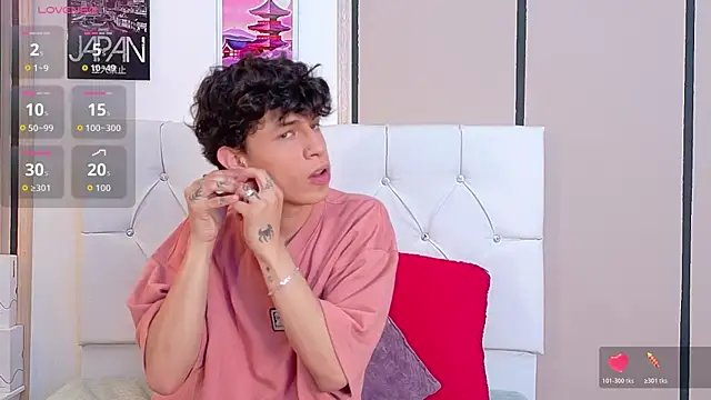 Axel  Evans online show from November 22, 12:26 pm