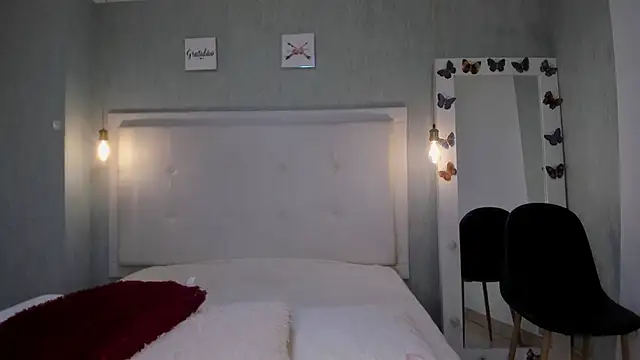 EsmeraldaNyx online show from December 2, 8:37 pm