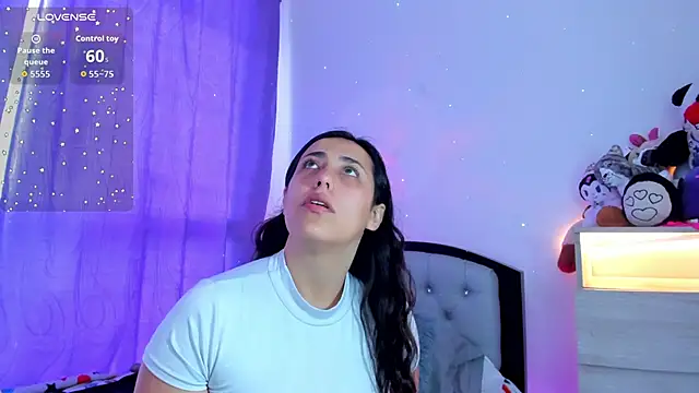 my aleja  online show from February 6, 1:14 pm