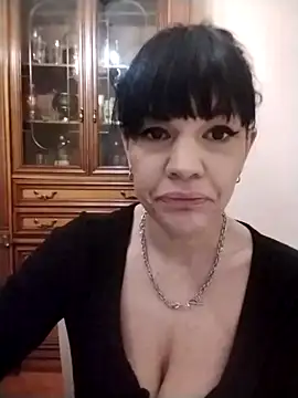 SarettaB90 online show from January 7, 4:20 pm