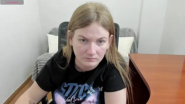 Alisha Skyes online show from December 2, 4:24 pm